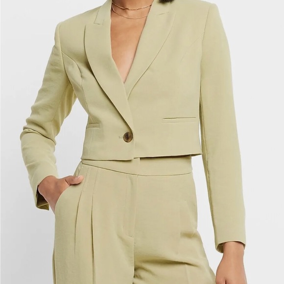 NEW EXPRESS ELM PEAK LAPEL ONE BUTTON CROPPED BLAZER SZ S SMALL - Picture 3 of 7